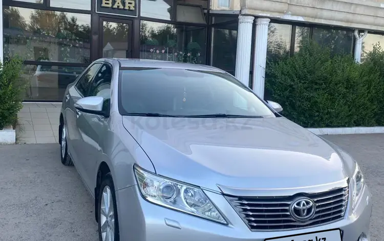 Toyota Camry 2013 года за 10 200 000 тг. в Актобе