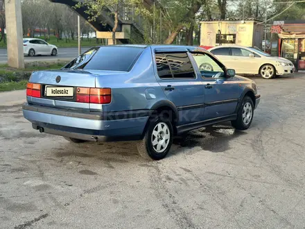 Volkswagen Vento 1992 года за 1 200 000 тг. в Алматы – фото 5