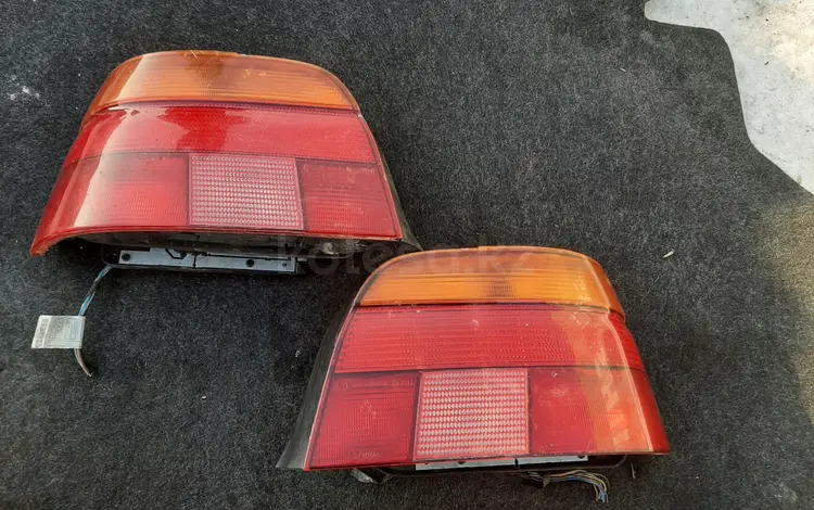 Оригинальные фонари, правый левый фонарь BMW E39 за 12 000 тг. в Семей