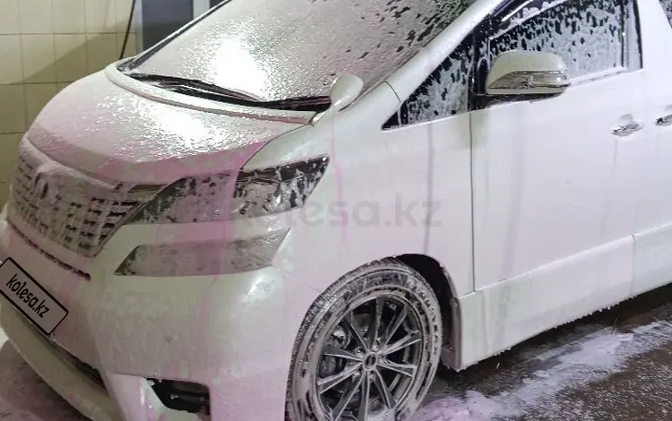 Toyota Vellfire 2010 годаfor6 800 000 тг. в Алматы