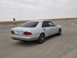 Mercedes-Benz E 280 1996 годаүшін3 500 000 тг. в Актау