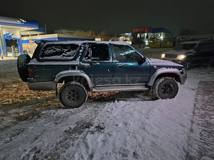 Toyota Hilux Surf 1995 года за 2 800 000 тг. в Талдыкорган – фото 2