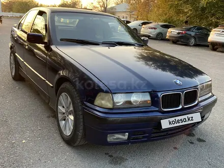 BMW 318 1993 года за 1 550 000 тг. в Шымкент – фото 3