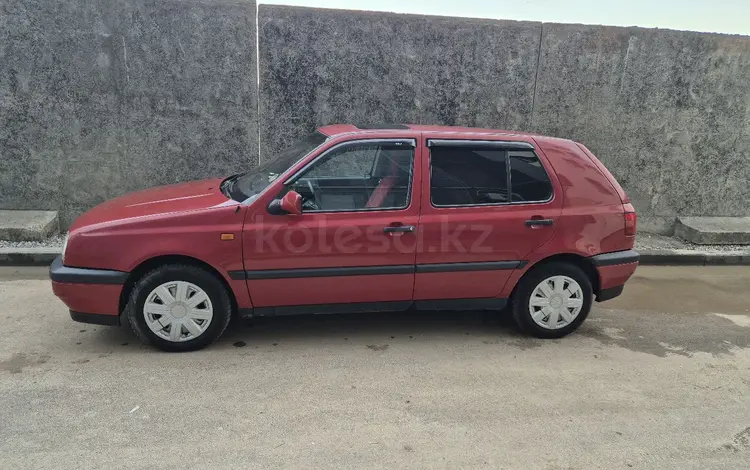 Volkswagen Golf 1996 годаүшін1 800 000 тг. в Шымкент