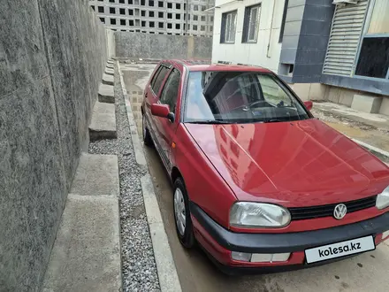 Volkswagen Golf 1996 года за 1 800 000 тг. в Шымкент – фото 4