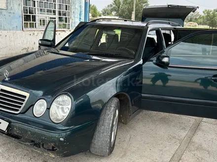 Mercedes-Benz E 280 2001 года за 4 500 000 тг. в Тараз – фото 2