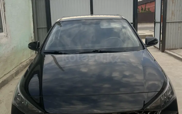 Hyundai Accent 2021 года за 7 200 000 тг. в Атырау