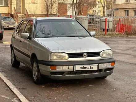 Volkswagen Golf 1996 года за 1 950 000 тг. в Астана – фото 5