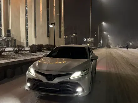 Toyota Camry 2019 года за 14 000 000 тг. в Усть-Каменогорск – фото 3