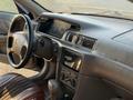 Toyota Camry 2000 года за 3 300 000 тг. в Семей – фото 4
