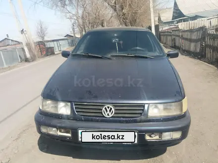 Volkswagen Passat 1996 года за 1 500 000 тг. в Караганда