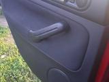 Volkswagen Golf 2002 года за 2 500 000 тг. в Усть-Каменогорск – фото 5