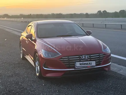 Hyundai Sonata 2020 года за 10 000 000 тг. в Алматы