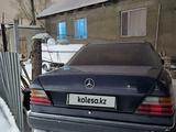 Mercedes-Benz E 200 1993 годаүшін1 450 000 тг. в Семей – фото 2