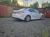 Toyota Camry 2019 года за 15 000 000 тг. в Усть-Каменогорск – фото 2