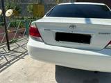 Toyota Camry 2005 года за 3 800 000 тг. в Шымкент – фото 3