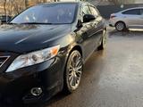 Toyota Camry 2011 годаfor7 800 000 тг. в Алматы – фото 2