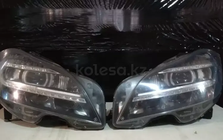 Фары CLS 218 дорестайлинг обе за 500 000 тг. в Астана