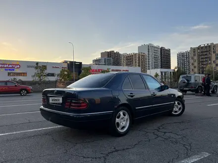 Mercedes-Benz E 320 1996 года за 3 450 000 тг. в Алматы – фото 11