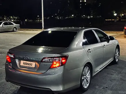 Toyota Camry 2014 года за 7 000 000 тг. в Атырау – фото 13