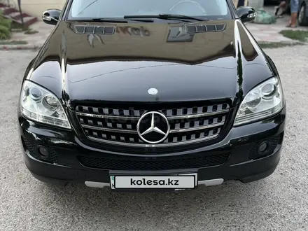 Mercedes-Benz ML 350 2006 года за 7 450 000 тг. в Шымкент – фото 4