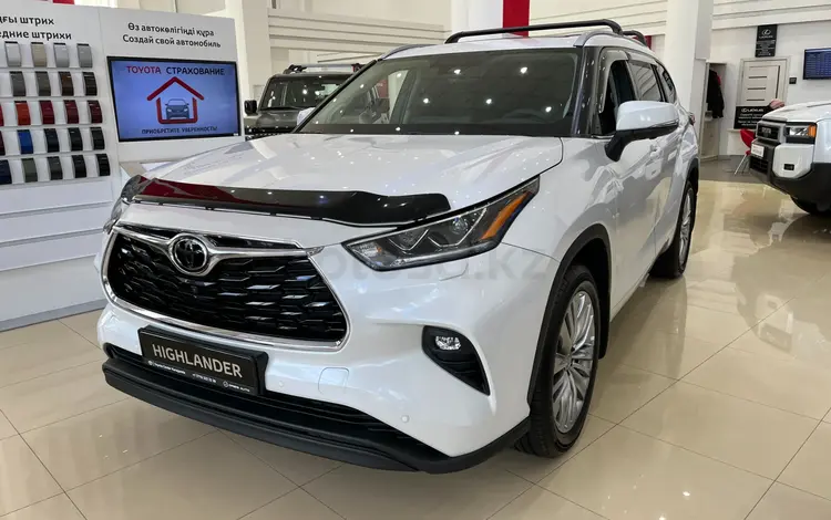Toyota Highlander Luxe 2025 года за 43 790 000 тг. в Караганда