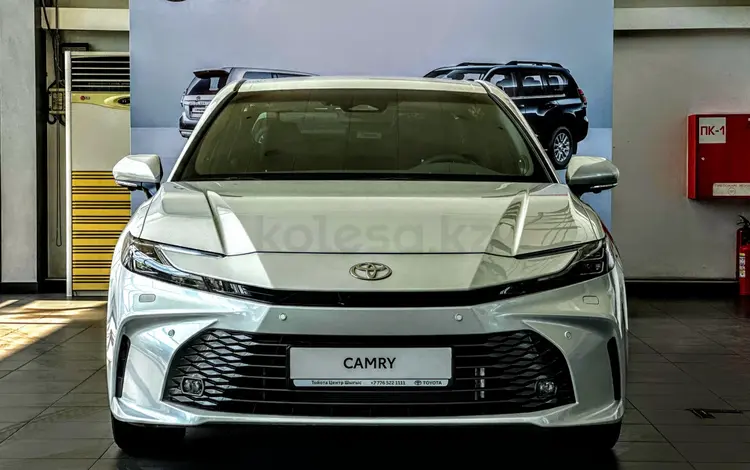 Toyota Camry Luxe 2025 года за 22 190 000 тг. в Усть-Каменогорск