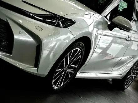 Toyota Camry Luxe 2025 года за 22 190 000 тг. в Усть-Каменогорск – фото 2