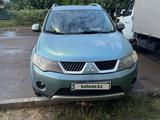 Mitsubishi Outlander 2008 годаүшін3 250 000 тг. в Астана – фото 2