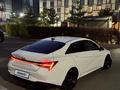 Hyundai Elantra 2023 года за 7 950 000 тг. в Алматы – фото 3