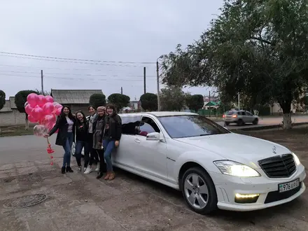Эксклюзивный лимузин бизнес класса Mercedes S221- 2015 года от VIP Limo в Уральск – фото 25