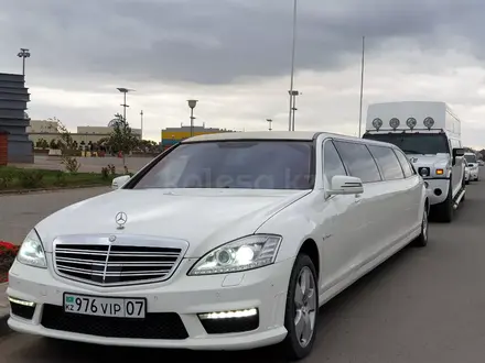 Эксклюзивный лимузин бизнес класса Mercedes S221- 2015 года от VIP Limo в Уральск – фото 28
