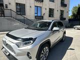 Toyota RAV4 2020 года за 14 500 000 тг. в Караганда