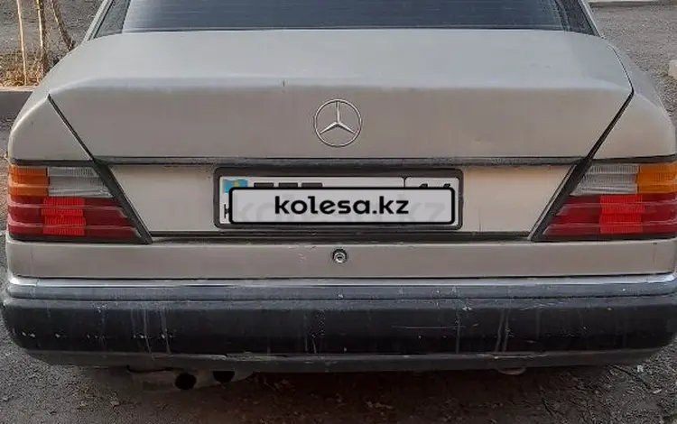 Mercedes-Benz E 200 1989 года за 1 000 000 тг. в Экибастуз