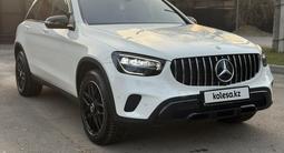Mercedes-Benz GLC 300 2021 годаfor17 500 000 тг. в Алматы