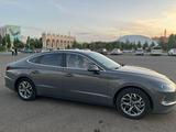 Hyundai Sonata 2023 годаүшін10 600 000 тг. в Уральск