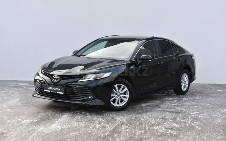 Toyota Camry 2019 года за 12 900 000 тг. в Атырау