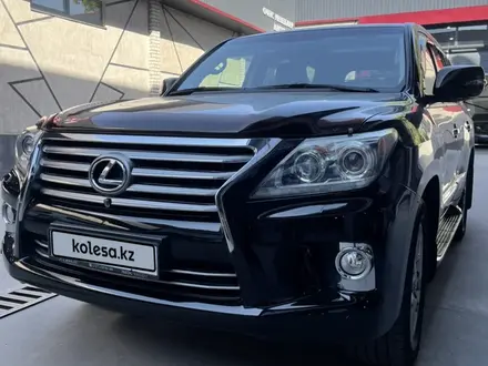 Lexus LX 570 2013 года за 27 500 000 тг. в Шымкент