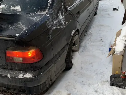 BMW 528 1998 года за 2 800 000 тг. в Алматы – фото 6