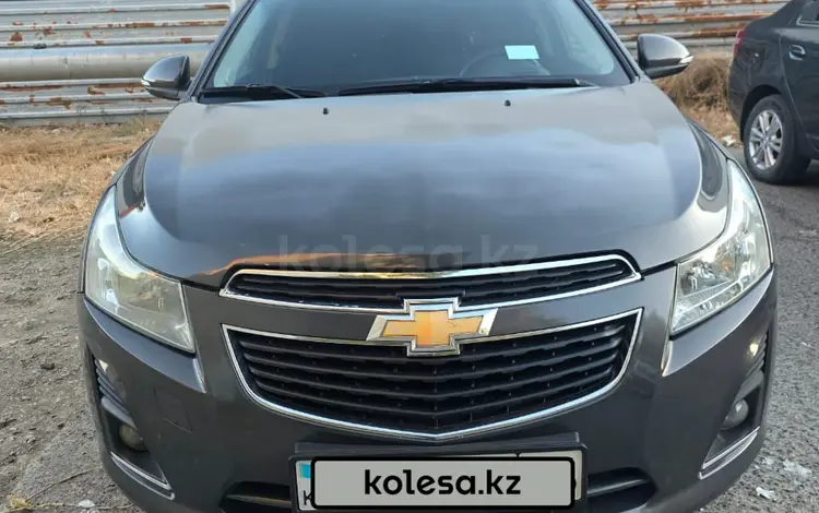 Chevrolet Cruze 2015 годаүшін3 200 000 тг. в Атырау