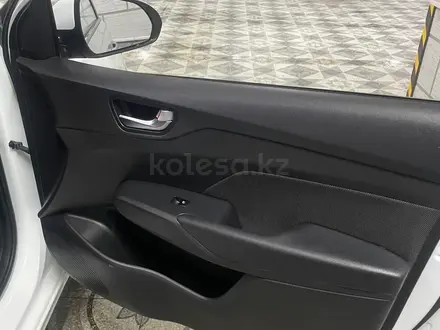 Hyundai Accent 2018 года за 7 350 000 тг. в Алматы – фото 10