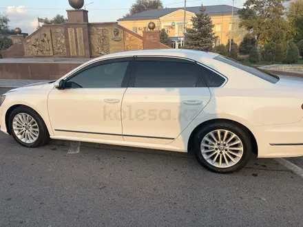 Volkswagen Passat 2016 года за 8 500 000 тг. в Алматы – фото 10
