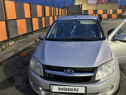 ВАЗ (Lada) Granta 2190 2013 года за 2 100 000 тг. в Уральск – фото 3