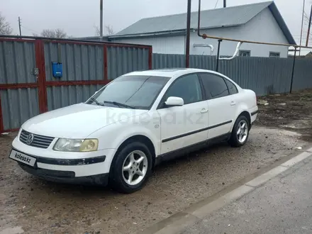 Volkswagen Passat 1997 года за 2 000 000 тг. в Аксай – фото 5