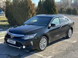 Toyota Camry 2015 года за 10 500 000 тг. в Шымкент – фото 2