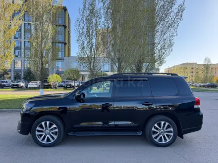 Toyota Land Cruiser 2017 года за 34 000 000 тг. в Астана – фото 3