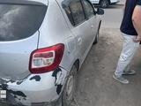 Renault Sandero 2015 года за 1 200 000 тг. в Караганда – фото 4