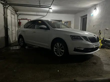 Skoda Octavia 2018 года за 8 200 000 тг. в Усть-Каменогорск – фото 2