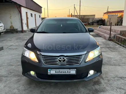 Toyota Camry 2014 года за 9 800 000 тг. в Семей – фото 2