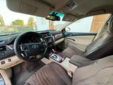 Toyota Camry 2014 года за 9 800 000 тг. в Семей – фото 5